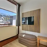 Sud 3 Pieces 7 Pers, Animaux Admis, Balcon Ski-in Ski-out - Fr-1-455-86 Apartman *